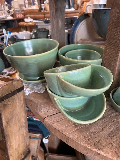 Emeraude Pottery