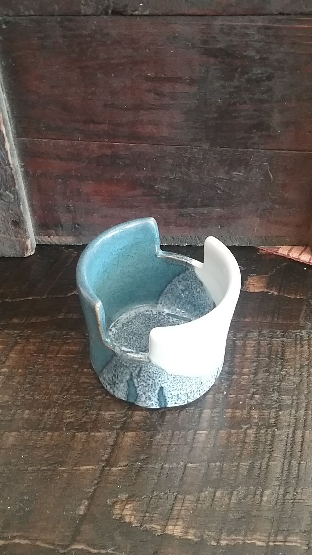 Blue Mix Sponge Holder
